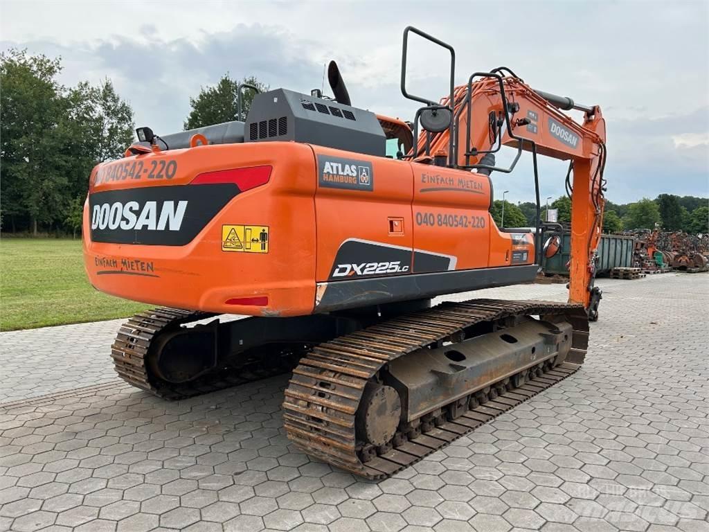 Doosan DX225LC-5 Гусеничные экскаваторы
