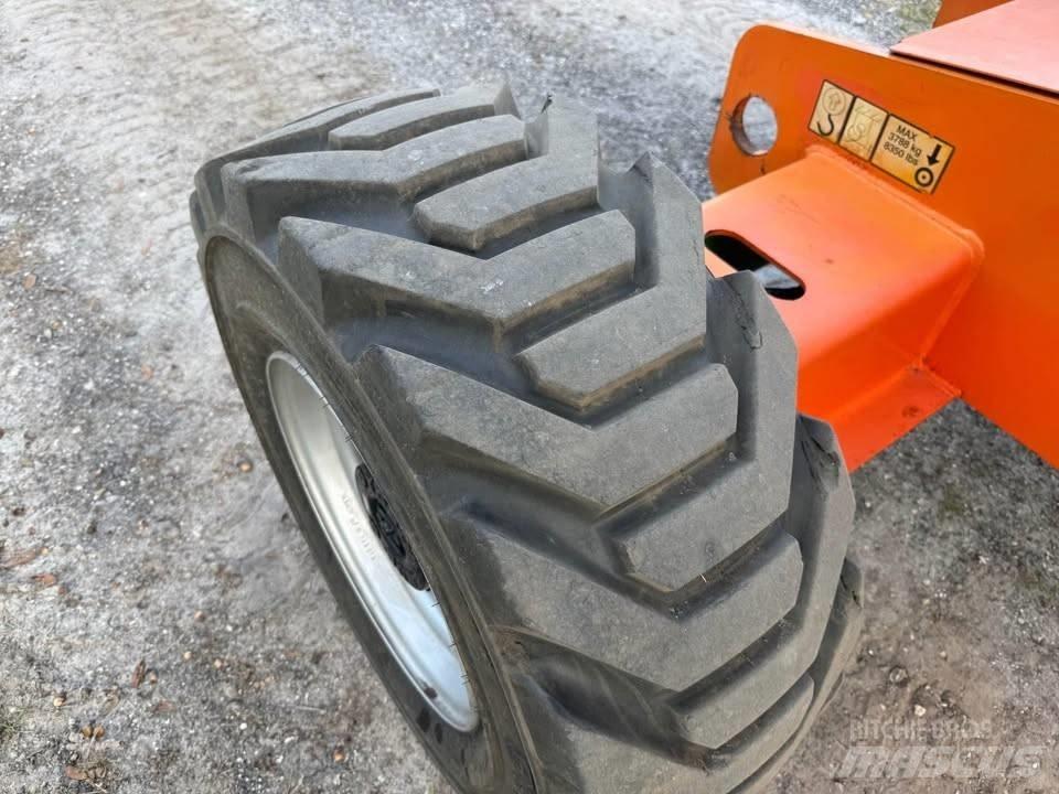 JLG 460 SJ Телескопические подъемники