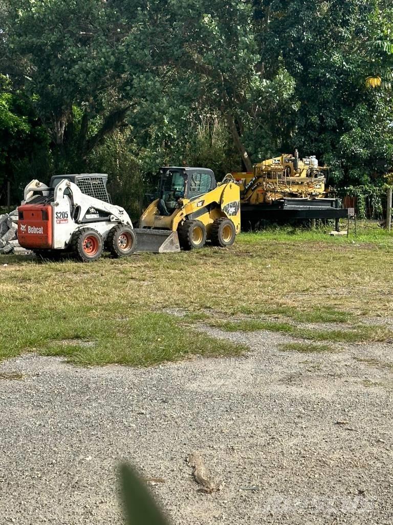 CAT 246 C Мини-погрузчики