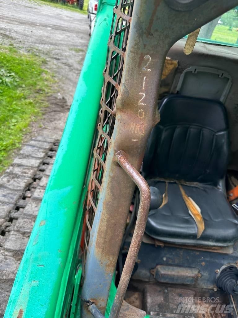 Bobcat S250 Мини-погрузчики