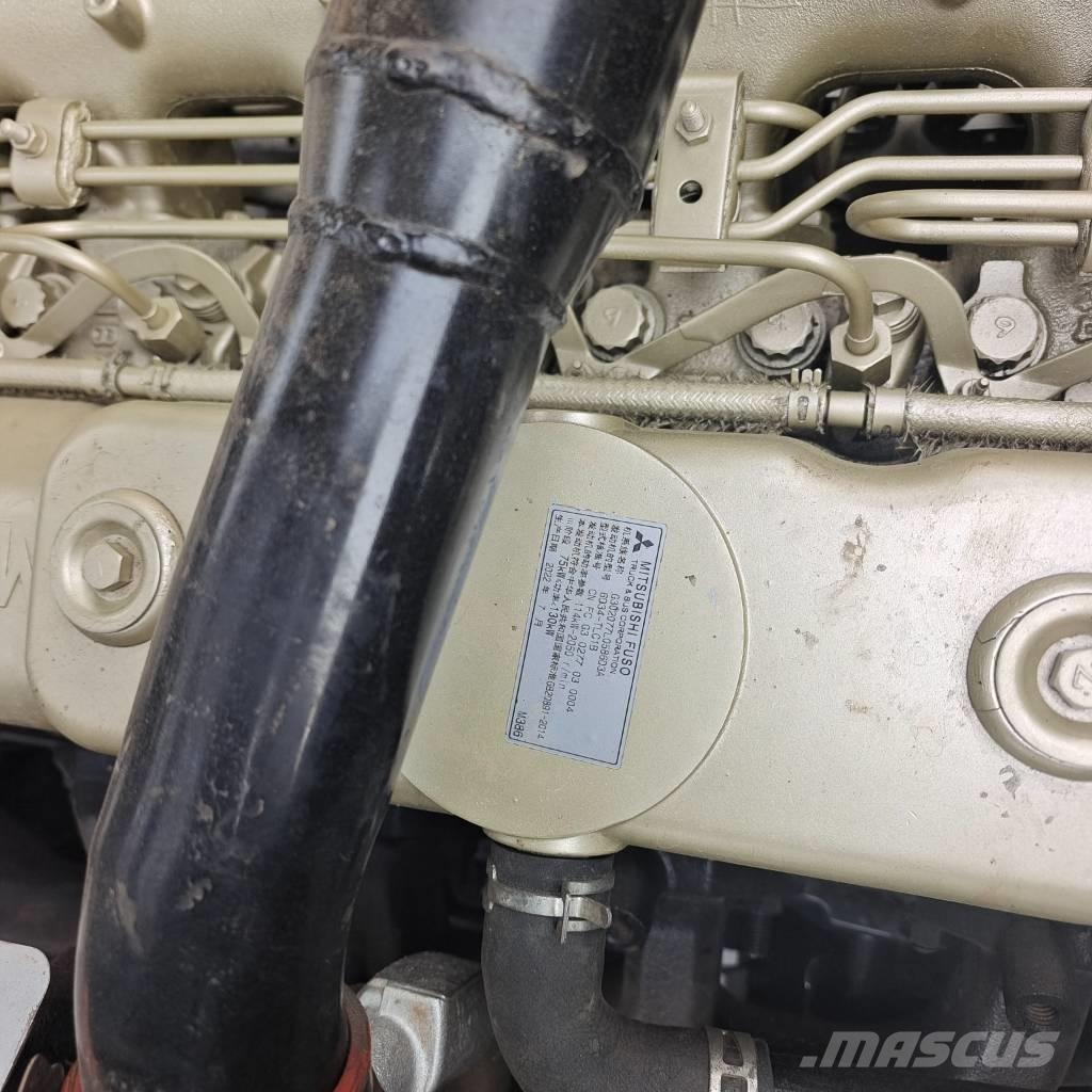 Sany SY 215 C Гусеничные экскаваторы