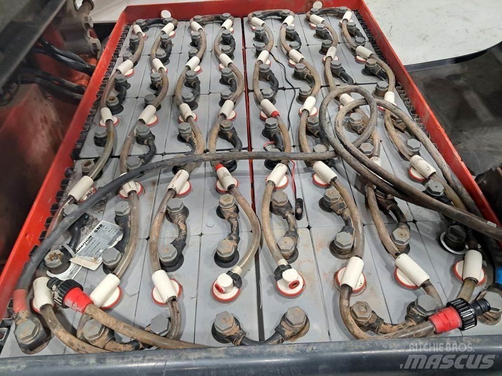 Linde E30-01 Электропогрузчики