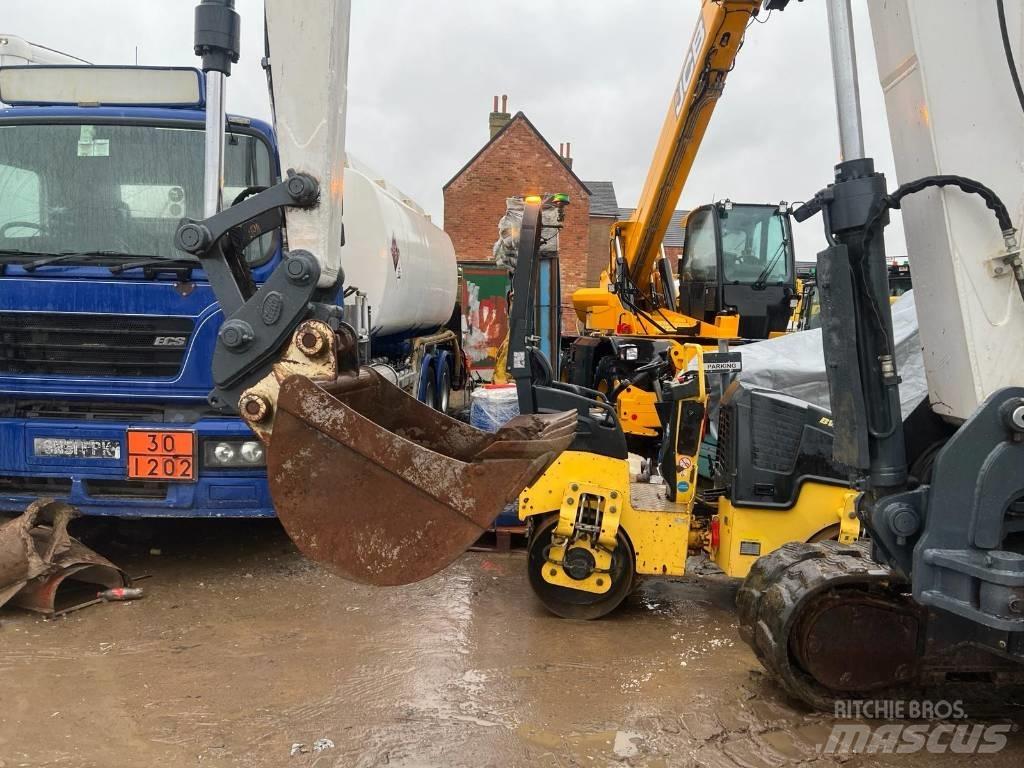 Bobcat E 85 Малые экскаваторы 7т-12т