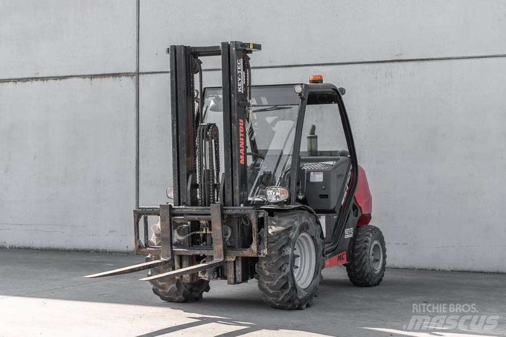 Manitou MC 25-4 Дизельные погрузчики