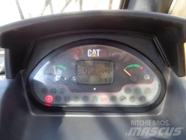 CAT TH 407 C Телескопические погрузчики