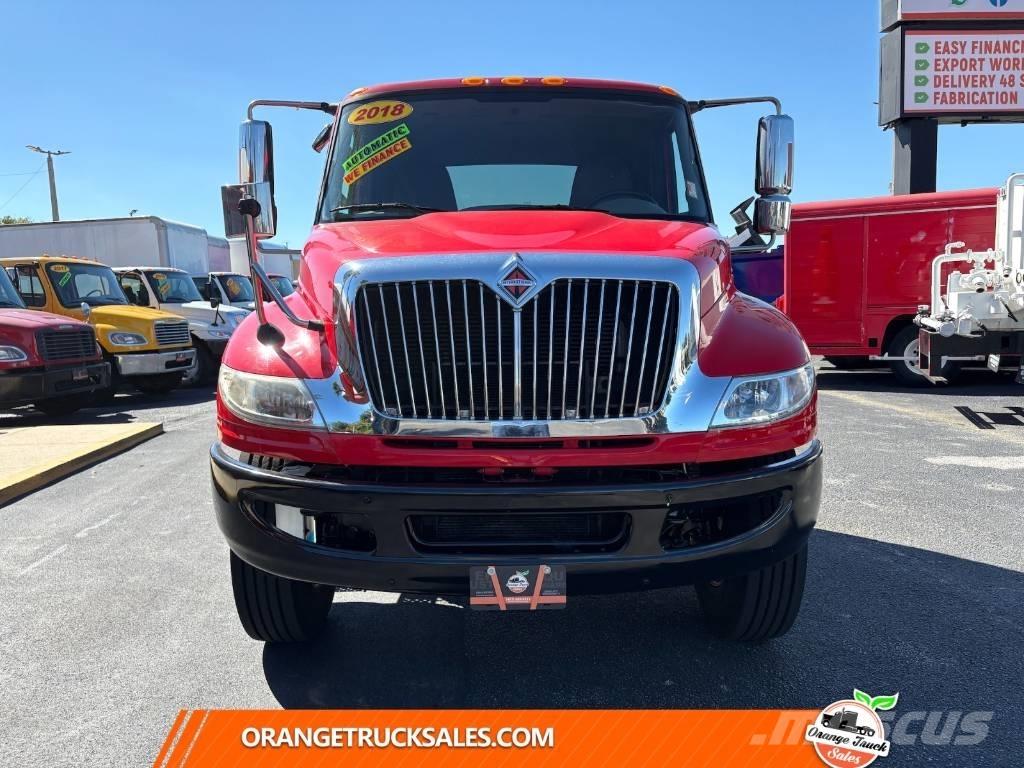 International 4300 Шасси с кабиной