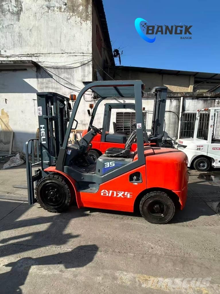 Heli CPCD 35 Дизельные погрузчики