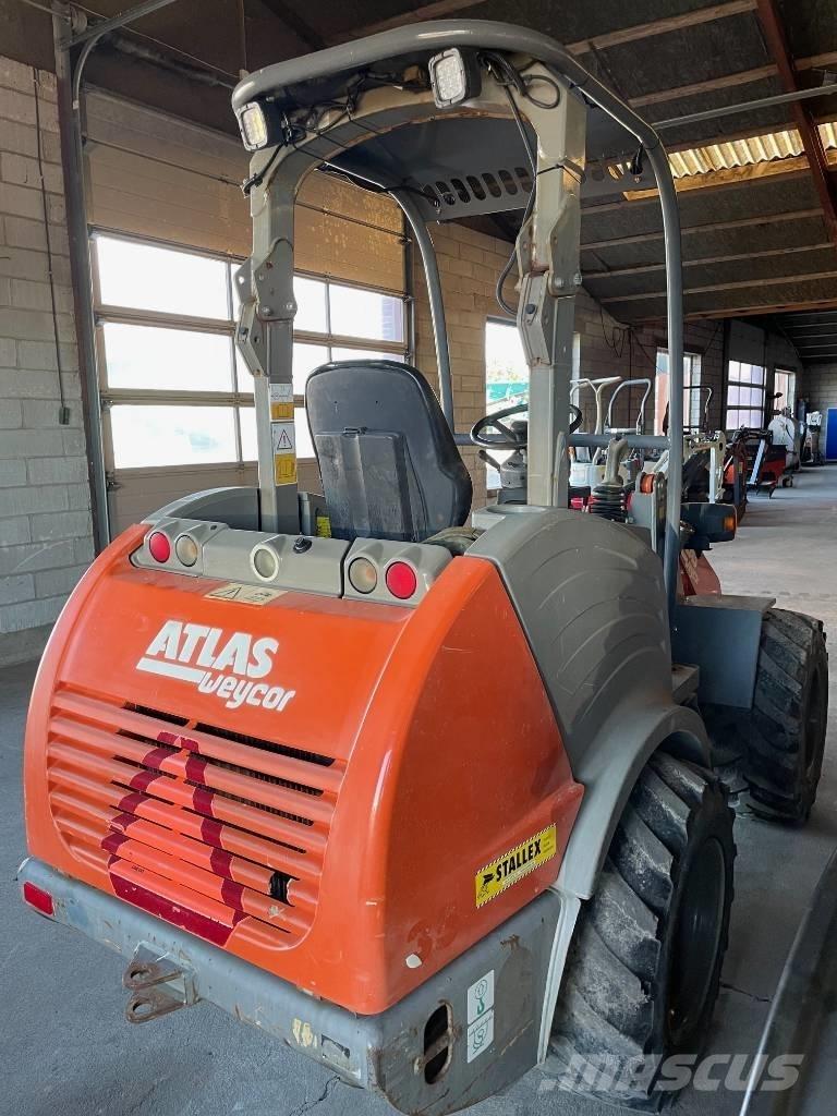 Atlas AR35 Малые погрузчики
