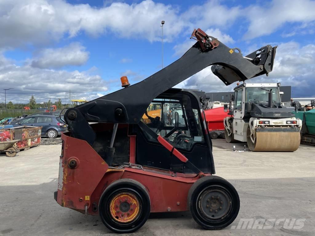 JCB R260 Мини-погрузчики