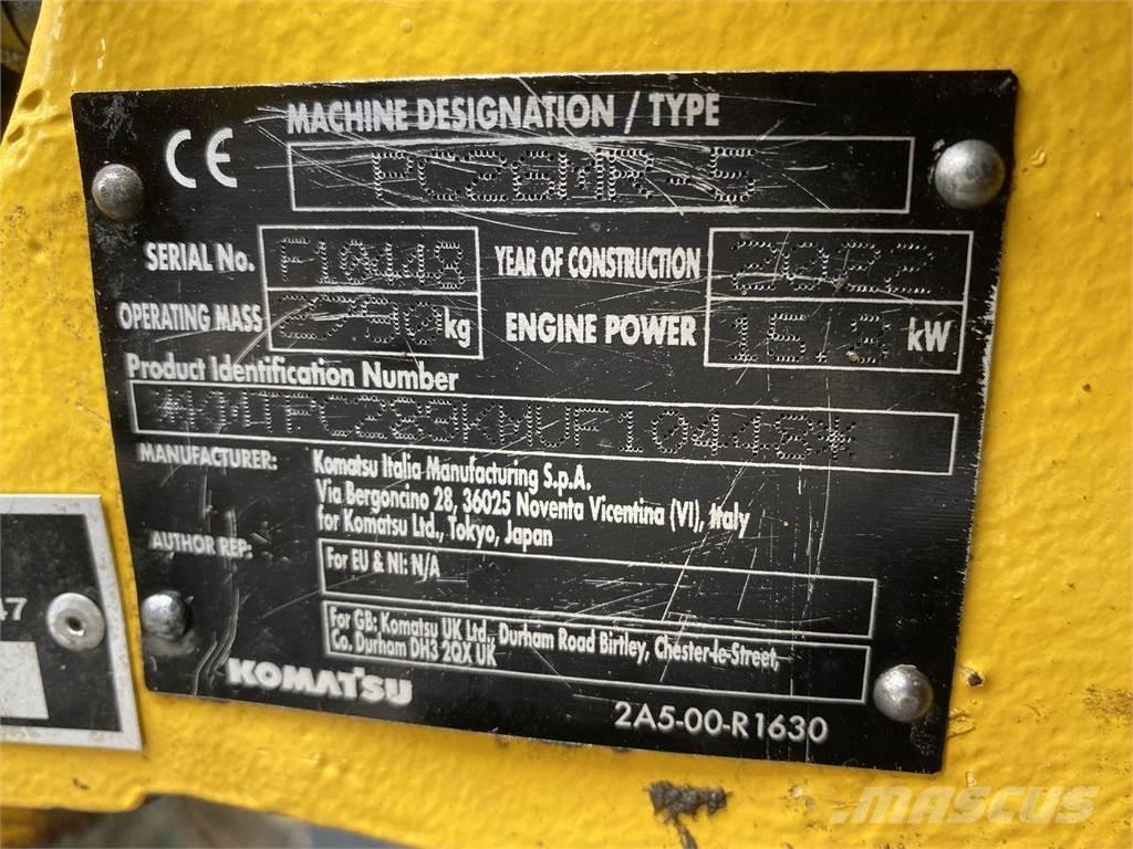 Komatsu PC26MR-5 Колёсные экскаваторы