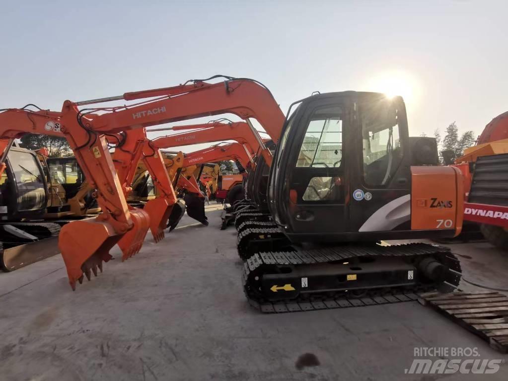 Hitachi ZX 70 Гусеничные экскаваторы