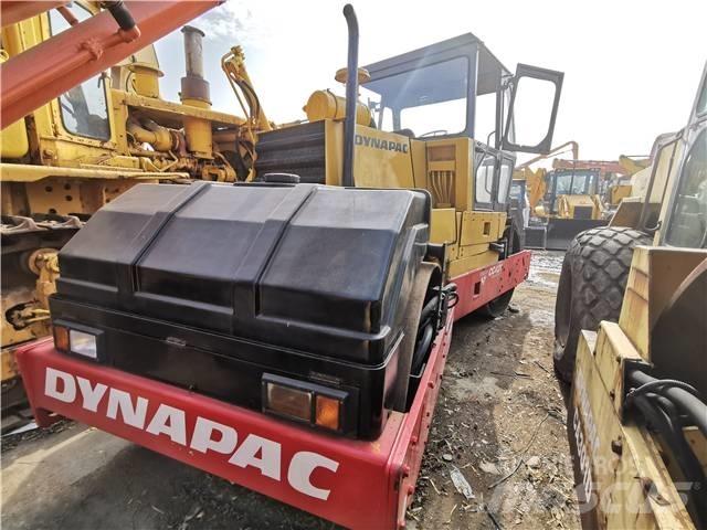 Dynapac CC421 Грунтовые катки