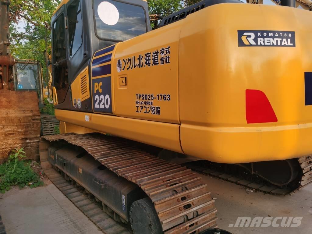 Komatsu PC 220-7 Гусеничные экскаваторы