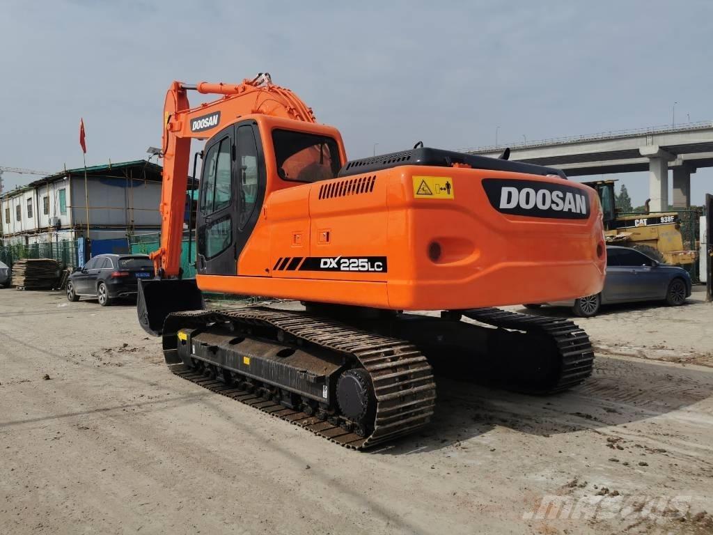 Doosan DX 225 LC Мини-экскаваторы