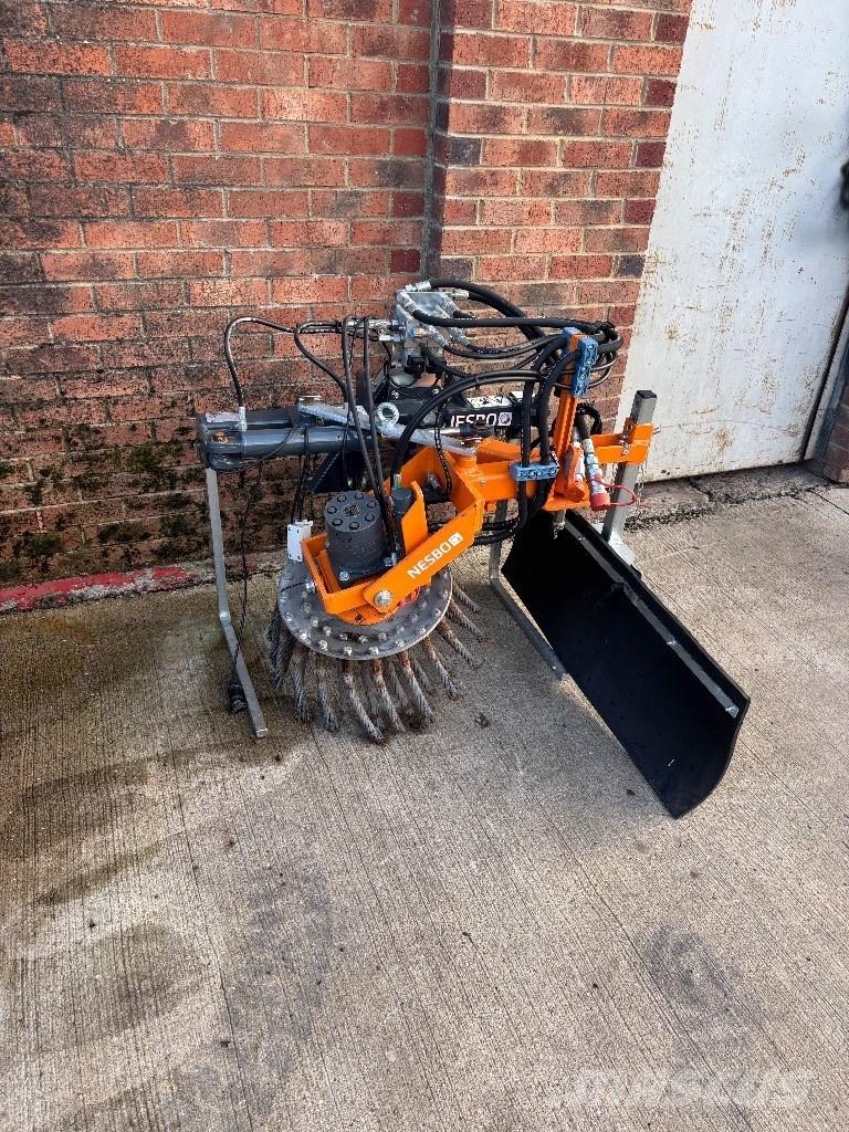 Hako 1600 1600 Коммунальные мини-погрузчики