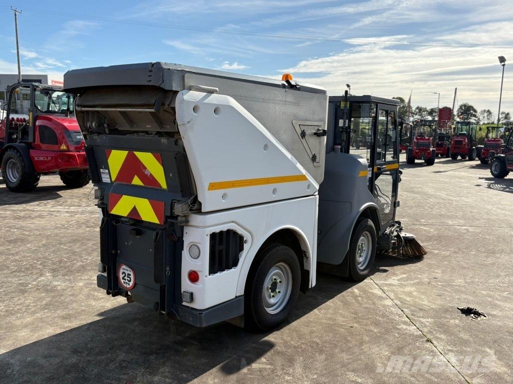 Hako 1600 1600 Коммунальные мини-погрузчики