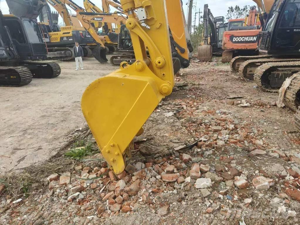 Komatsu PC 138 Гусеничные экскаваторы