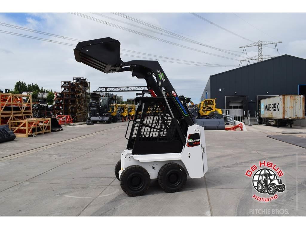 Eurotrac SK35E Фронтальные погрузчики