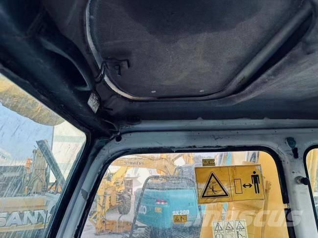 Sumitomo 200 Гусеничные экскаваторы