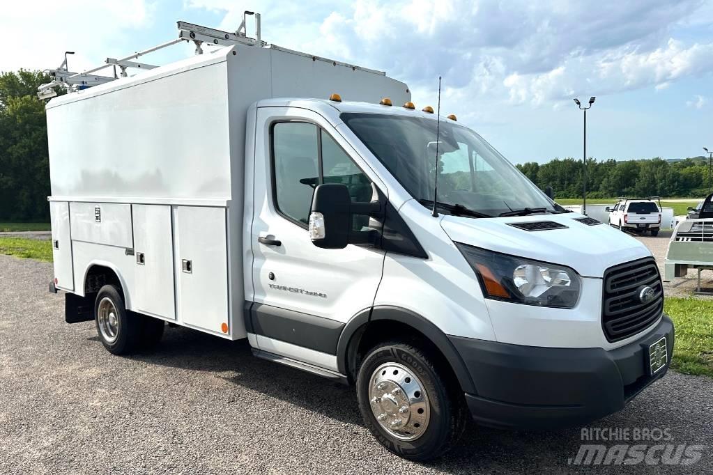 Ford Transit 350 Бортовые фургоны