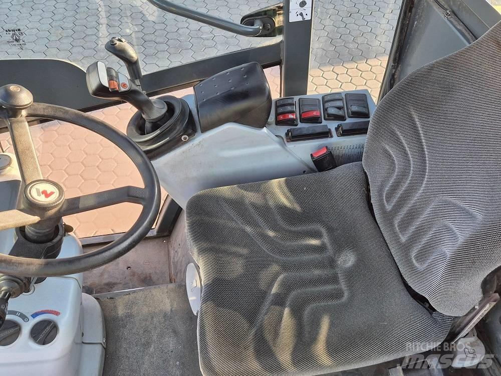 Kramer 350 Фронтальные погрузчики