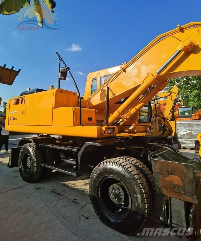Hyundai robex 210w-7 Колёсные экскаваторы