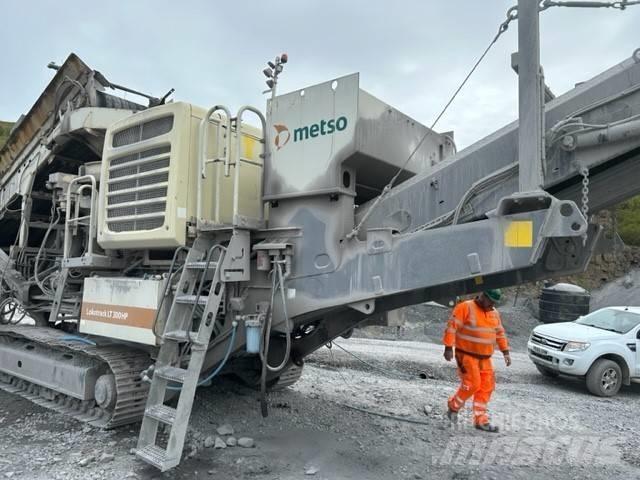 Metso LT 300 HP Мобильные дробилки