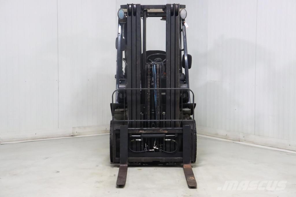 Nissan U1D2A20LQ Газовые погрузчики