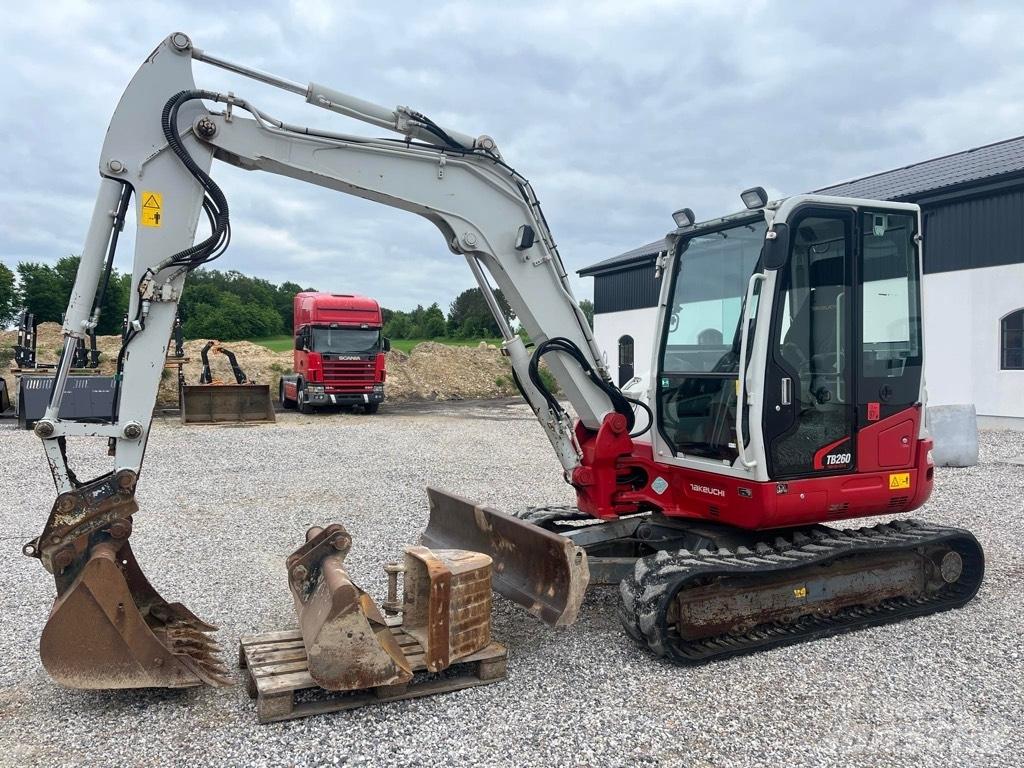 Takeuchi TB260 Мини-экскаваторы