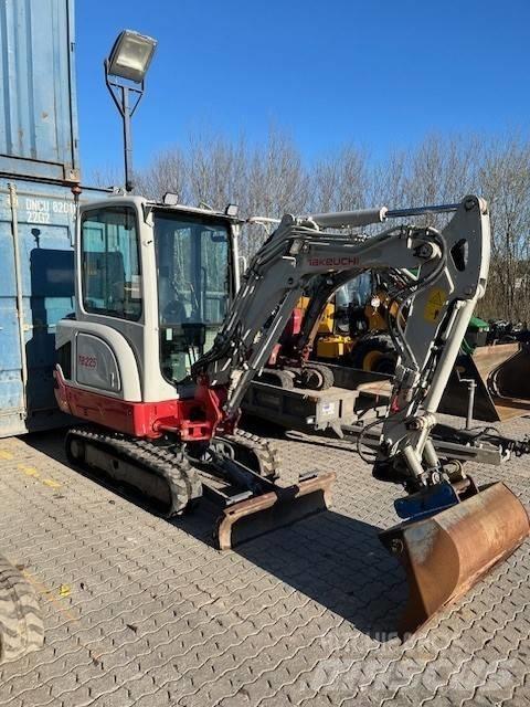 Takeuchi TB 225 Мини-экскаваторы