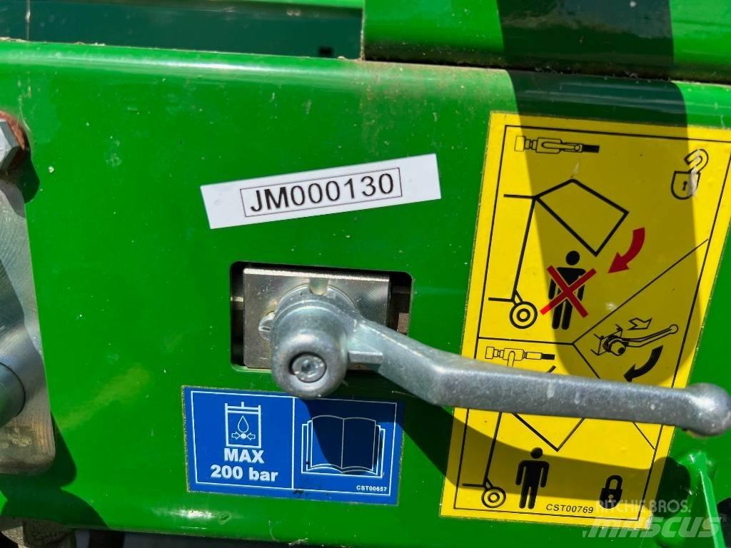 McHale F 5500 Рулонные пресс-подборщики