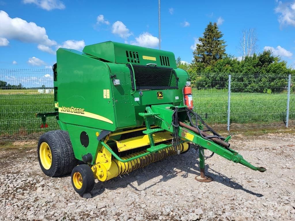 John Deere 578 Рулонные пресс-подборщики