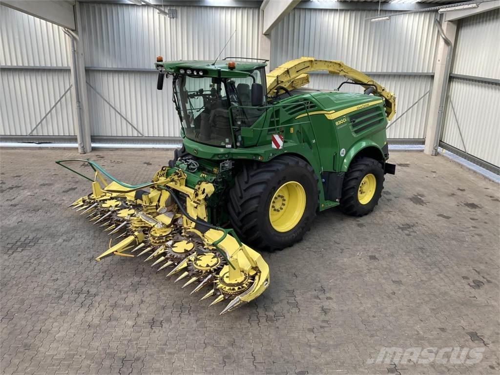 John Deere 8300 Самоходные кормоуборочные комбайны
