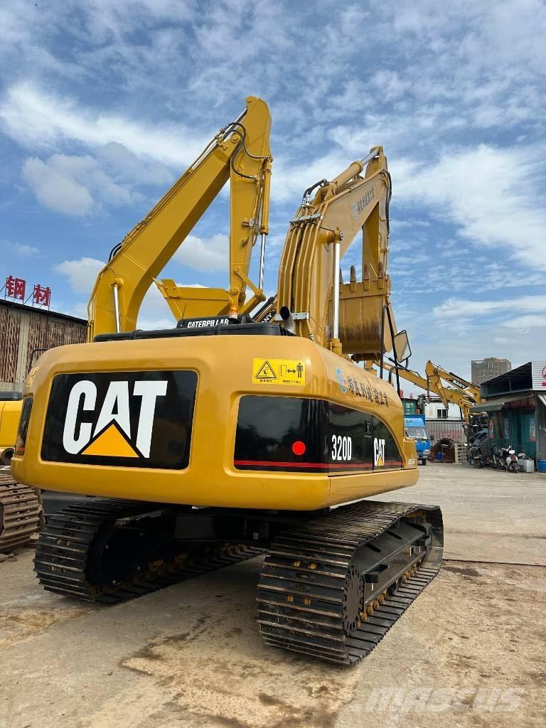 CAT 320 D Гусеничные экскаваторы