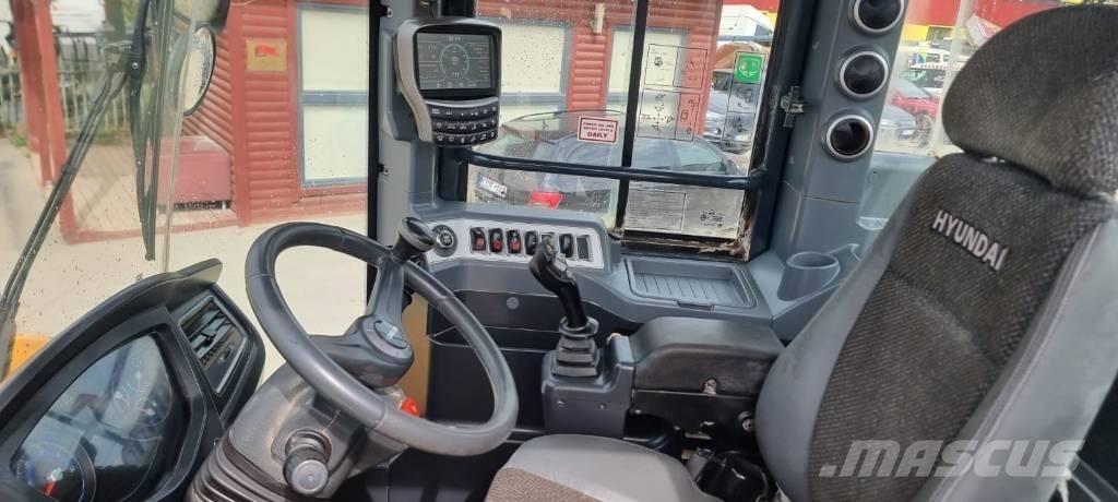 Hyundai HL 955 Фронтальные погрузчики