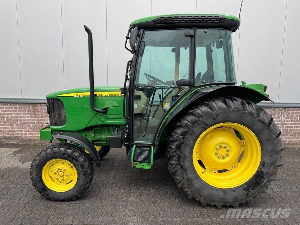 John Deere 5215 Трактора