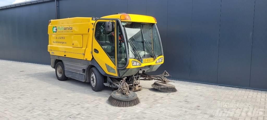 Johnston CX400 Вакуумные уборочные машины