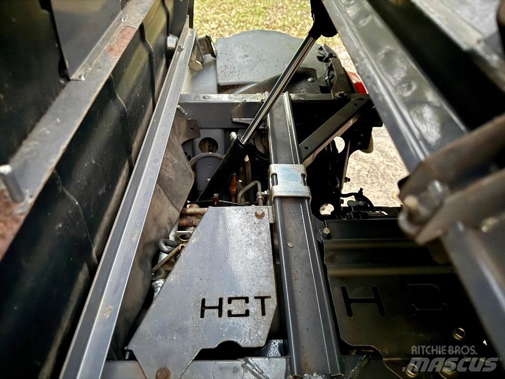 Kubota RTV-X 1140 Коммунальные машины