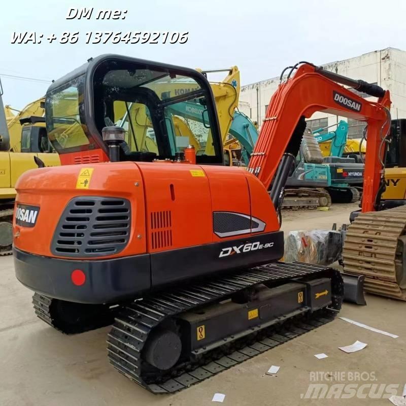 Doosan DX60 Гусеничные экскаваторы