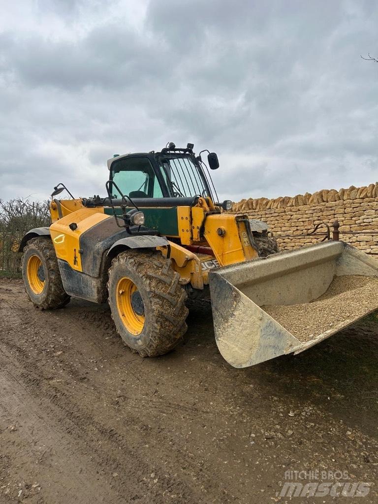 JCB 535-95 Гусеничные экскаваторы