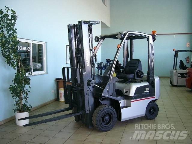 Nissan Y1D18 Дизельные погрузчики