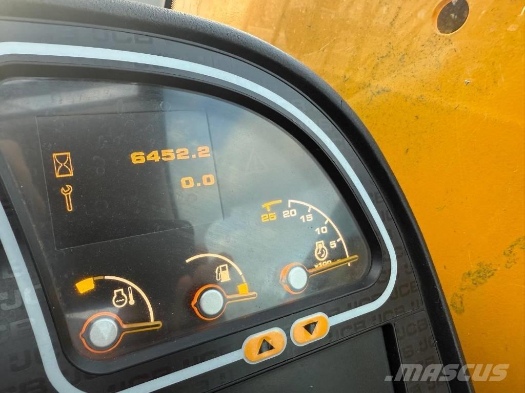 JCB 535-140 Hiviz Телескопические погрузчики