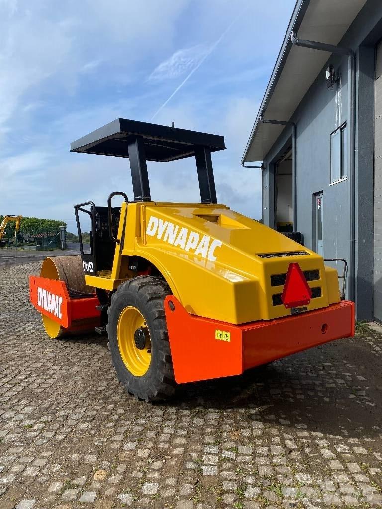 Dynapac CA 152 D Катки тротуарные