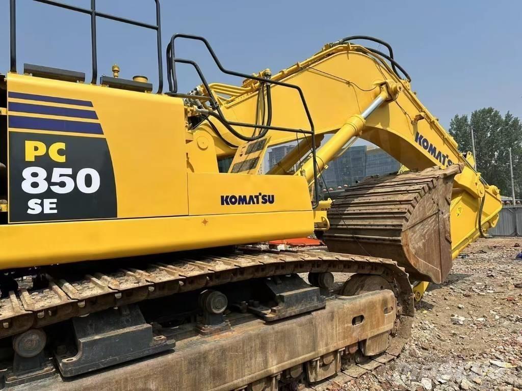 Komatsu PC 850-8 Экскаваторы-амфибии