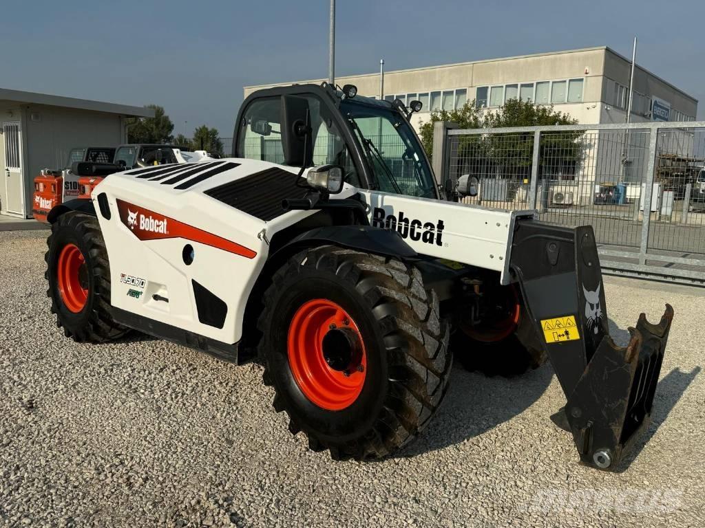 Bobcat TL 30.70 Телескопические погрузчики