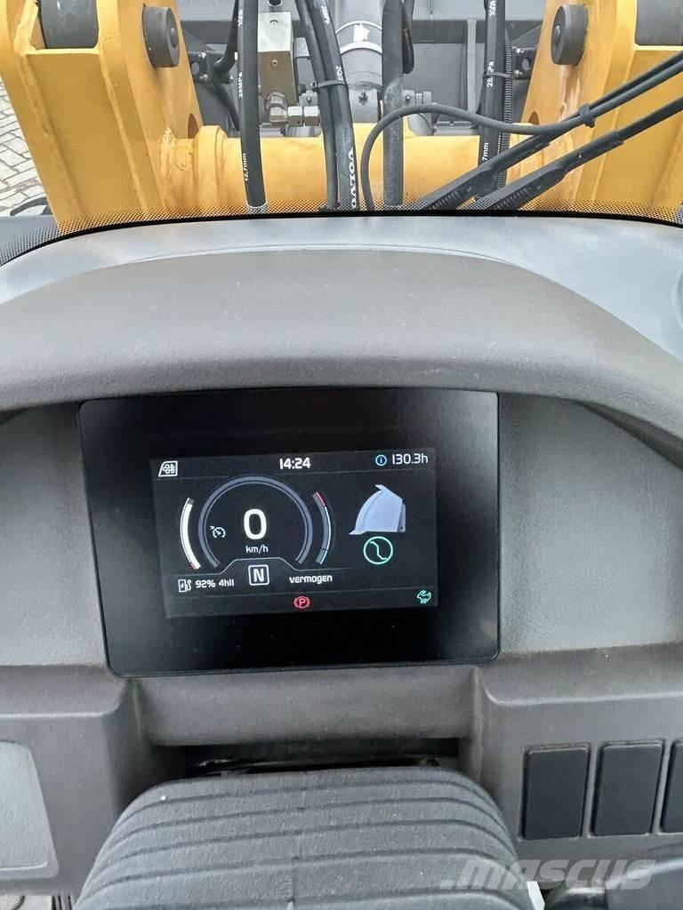 Volvo JL25HZ Фронтальные погрузчики