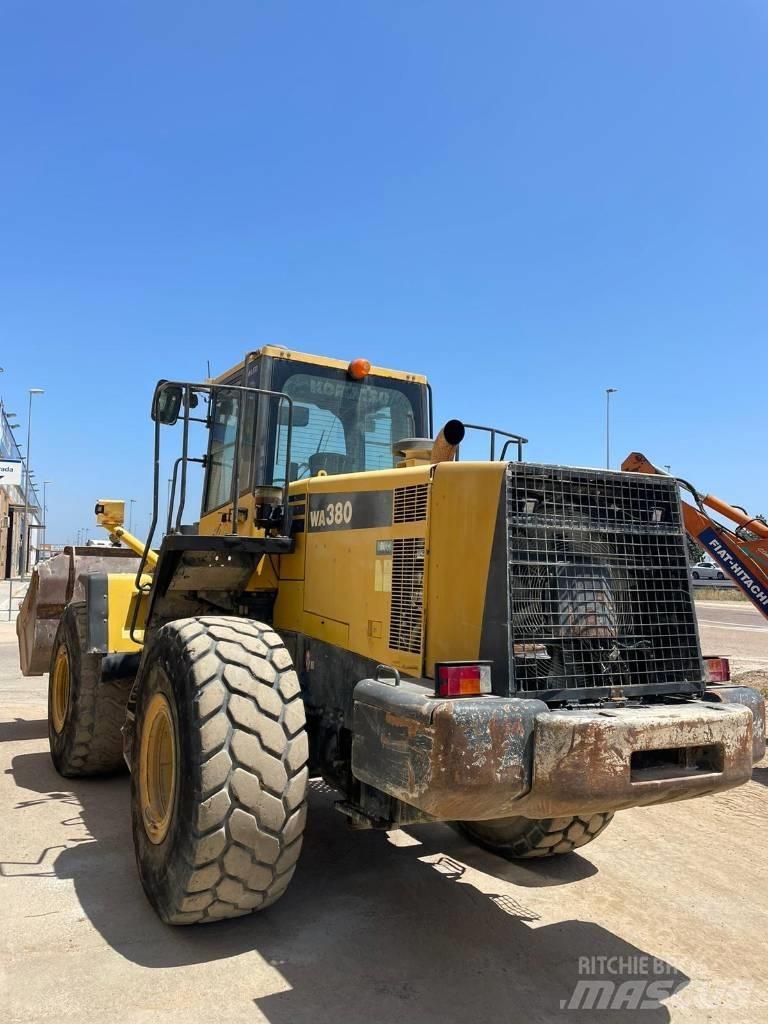 Komatsu WA 380 Фронтальные погрузчики