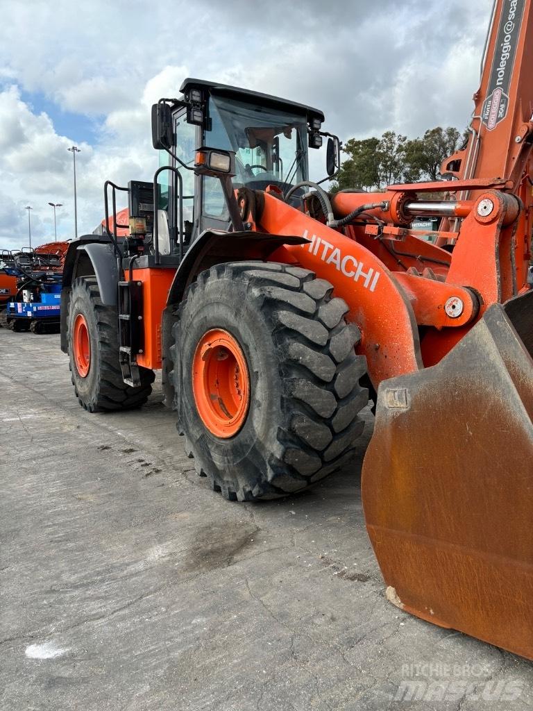 Hitachi ZW 310-6 Фронтальные погрузчики