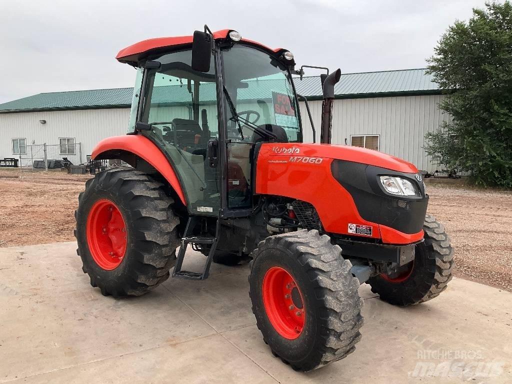 Kubota M 7060 Трактора