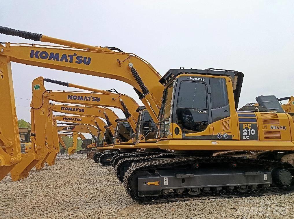 Komatsu PC 210 LC Гусеничные экскаваторы